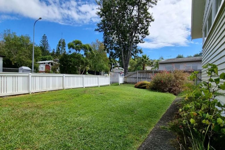 Photo of property in 58 Mcdowell Crescent, Hillcrest, Auckland, 0627
