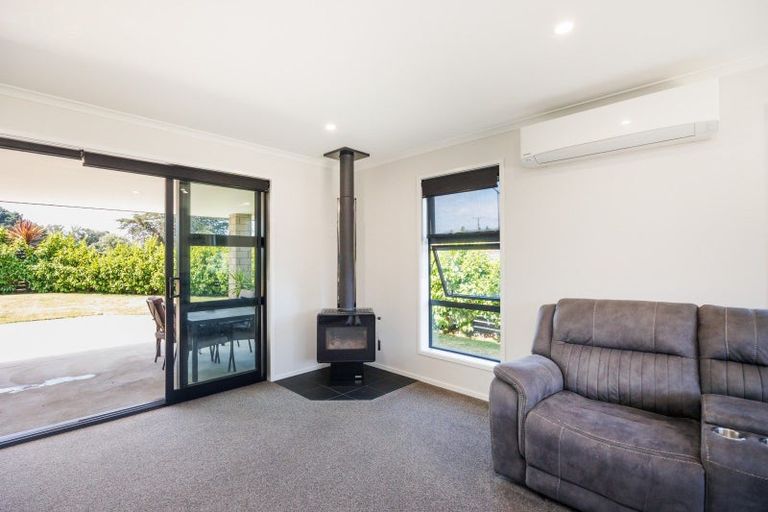 Photo of property in 2 Monarch Drive, Ashhurst, 4810