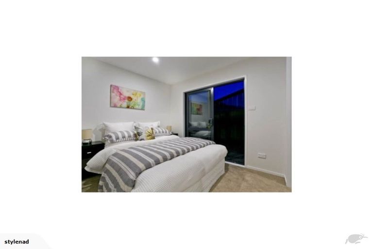 Photo of property in 7 Woodall Place, Totara Vale, Auckland, 0627