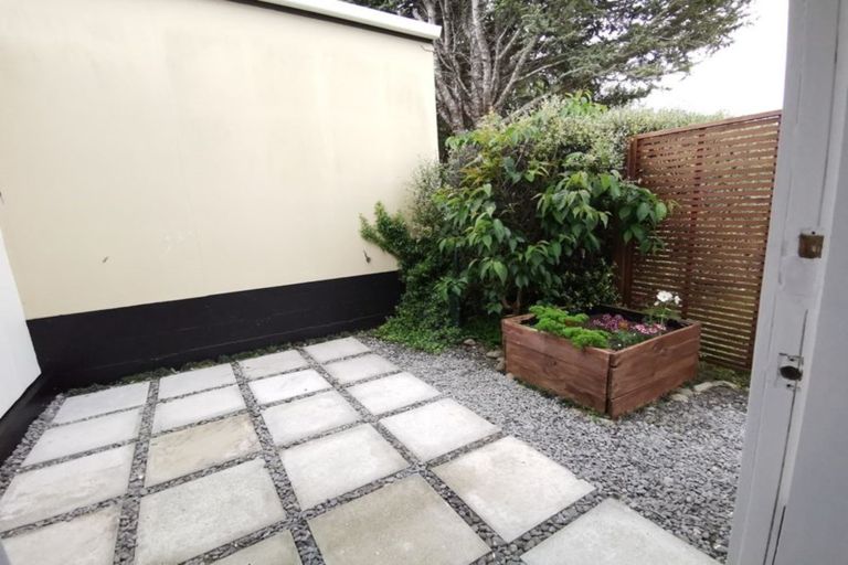 Photo of property in 1/17 Cedar Street, Maungaraki, Lower Hutt, 5010