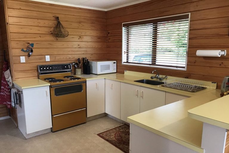 Photo of property in 8 Turangitukua Terrace, Kuratau, Turangi, 3381