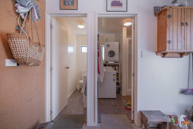 Photo of property in 31 Whitby Avenue, Whitianga, 3510