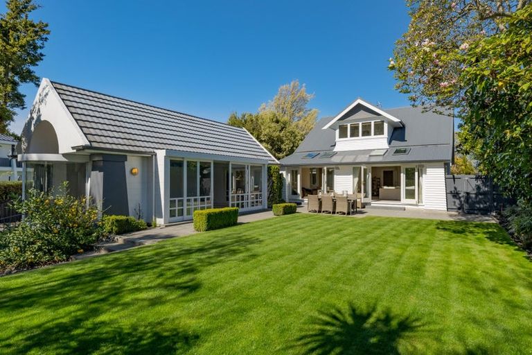 Photo of property in 6 Weka Street, Fendalton, Christchurch, 8041