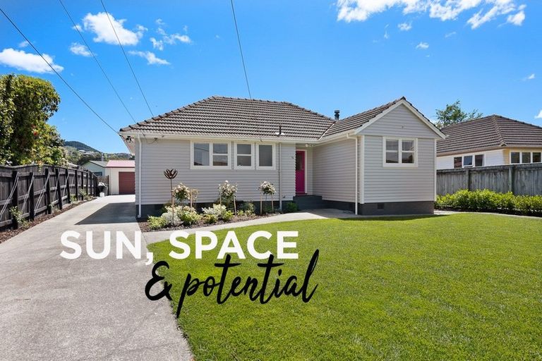 Photo of property in 76 Shakespeare Avenue, Trentham, Upper Hutt, 5018
