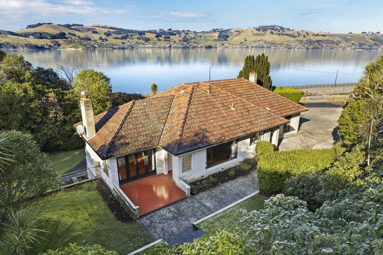 Photo of property in 52 Saint Leonards Drive, Saint Leonards, Dunedin, 9022