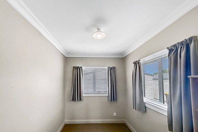 Photo of property in 67 East Street, Feilding, 4702