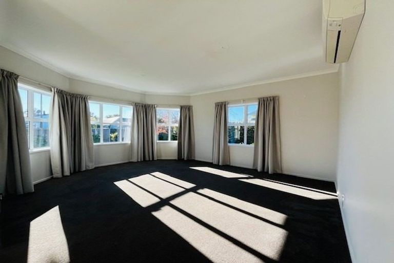 Photo of property in 12 Laurence Street, Waltham, Christchurch, 8011