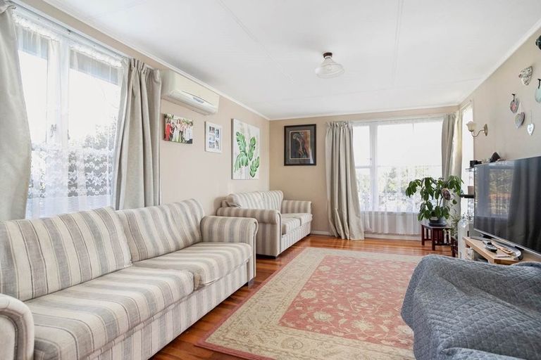 Photo of property in 34 Parry Road, Mount Wellington, Auckland, 1062