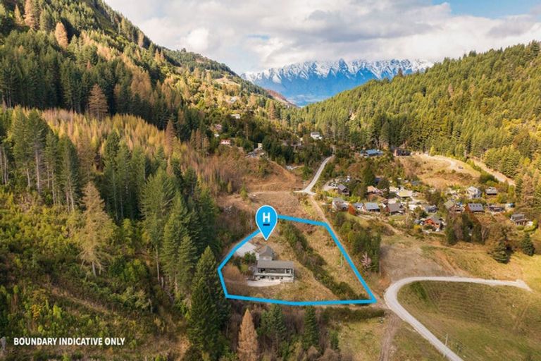 Photo of property in 32 Closeburn Road, Closeburn, Queenstown, 9371