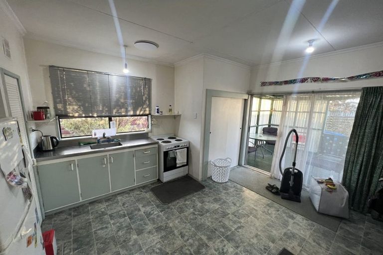 Photo of property in 20 Mako Mako Road, Levin, 5510