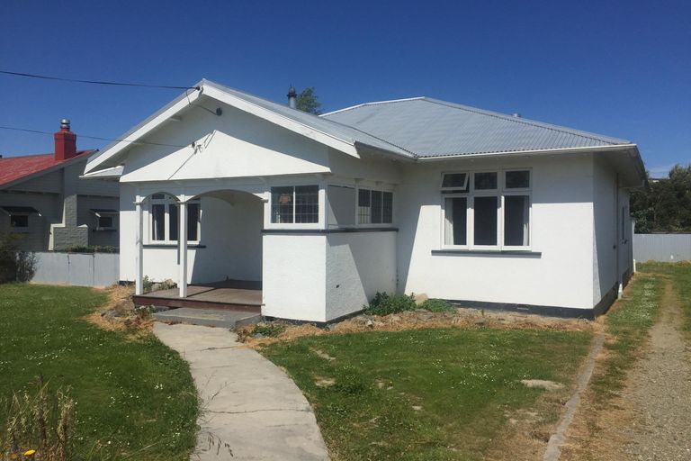 Photo of property in 3 Innes Street, Waimate, 7924
