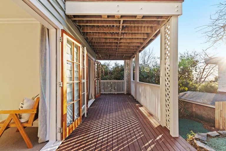 Photo of property in 77 Valley Road, Cashmere, Christchurch, 8022