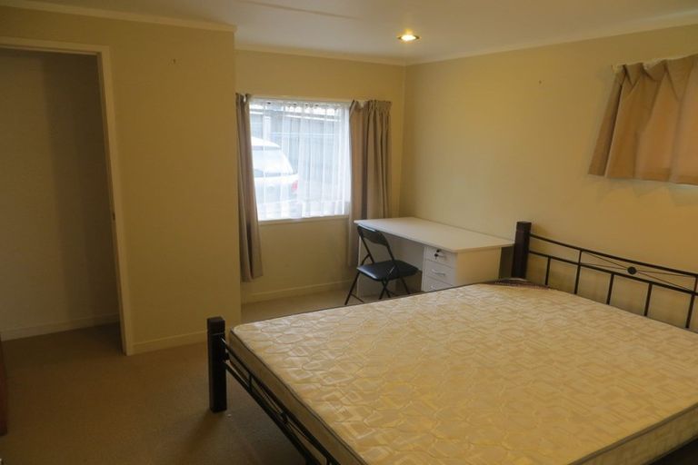 Photo of property in 125 Glengarry Road, Glen Eden, Auckland, 0602