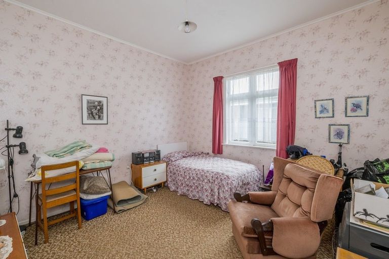 Photo of property in 17 Devon Street, Levin, 5510