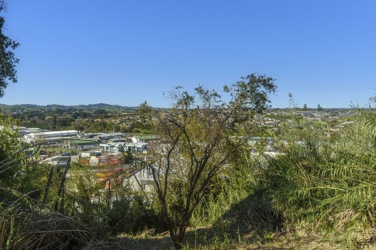 Photo of property in 2b Slade Street, Greerton, Tauranga, 3112