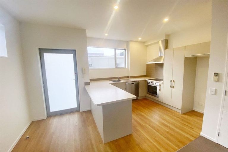 Photo of property in 62 Fairfield Avenue, Addington, Christchurch, 8024