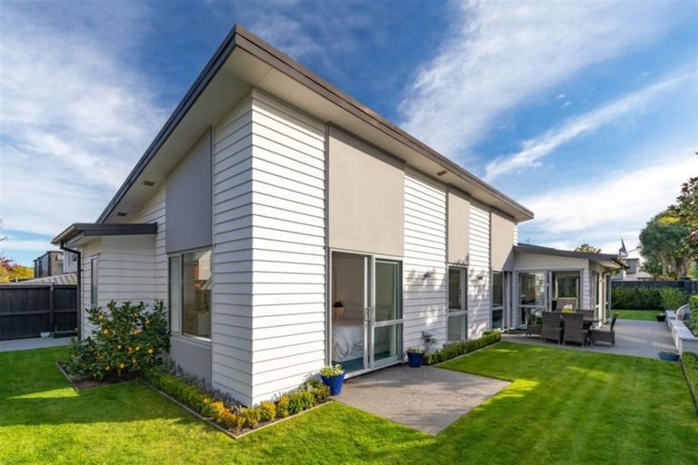 Photo of property in 3b Taylors Avenue, Bryndwr, Christchurch, 8052