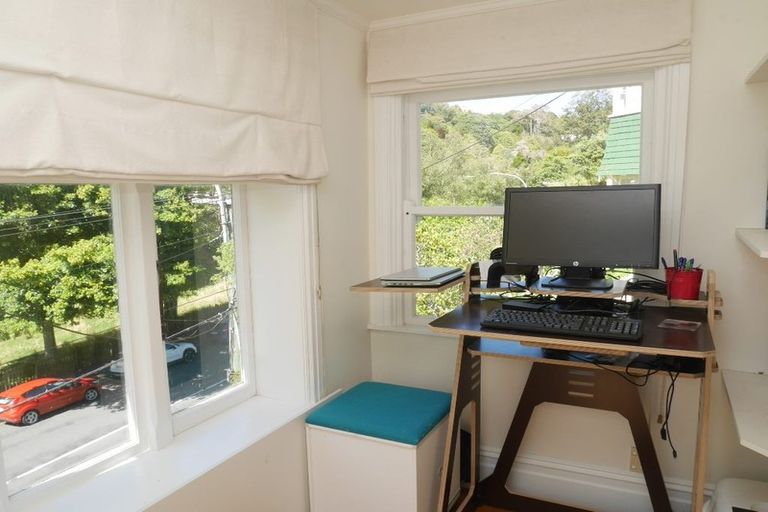 Photo of property in 78 Glenmore Street, Northland, Wellington, 6012