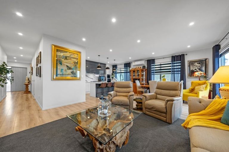 Photo of property in 4 Peter Bourne Drive, Pokeno, 2402