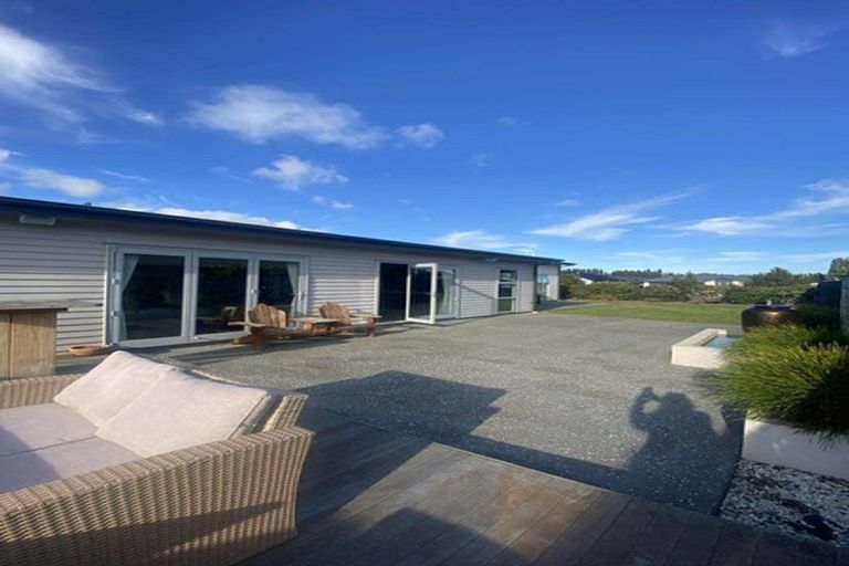 Photo of property in 35 Te Whenu Crescent, Marshland, Christchurch, 8083
