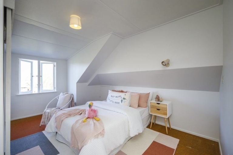 Photo of property in 5 Charles Cross Street, Longburn, Palmerston North, 4412