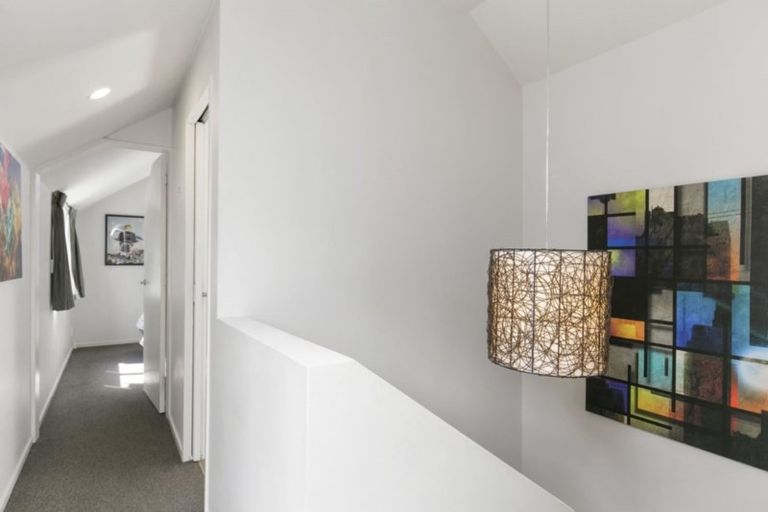 Photo of property in 5/93a Kelburn Parade, Kelburn, Wellington, 6012