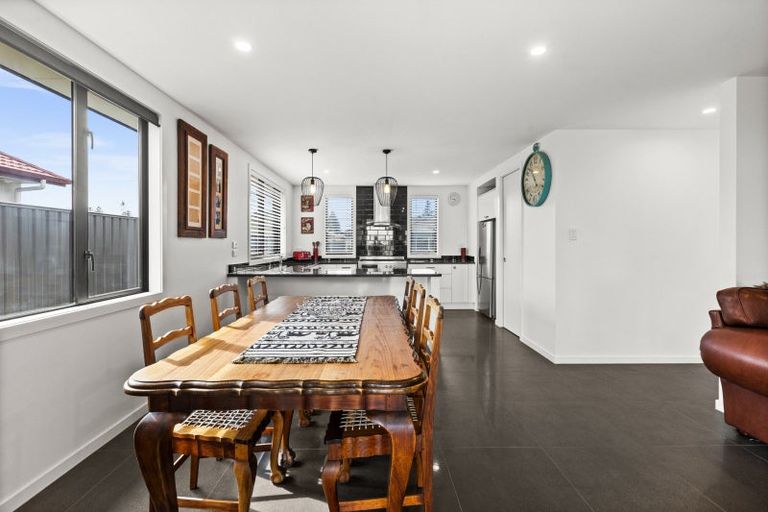 Photo of property in 11 Aparima Place, Awatoto, Napier, 4110