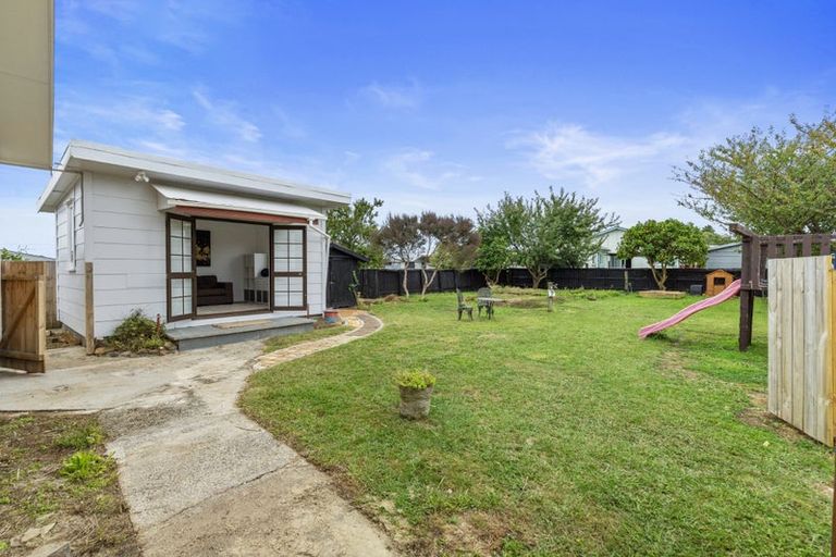 Photo of property in 25 Young Street, Morrinsville, 3300