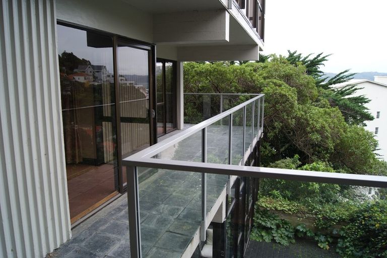 Photo of property in 4/9 Wilkinson Street, Oriental Bay, Wellington, 6011