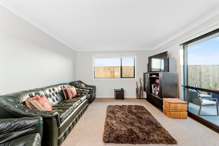 Photo of property in 26 Oka Street, Papamoa Beach, Papamoa, 3118