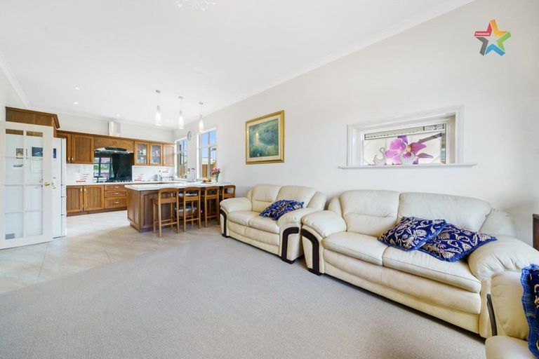 Photo of property in 389 Jackson Street, Petone, Lower Hutt, 5012