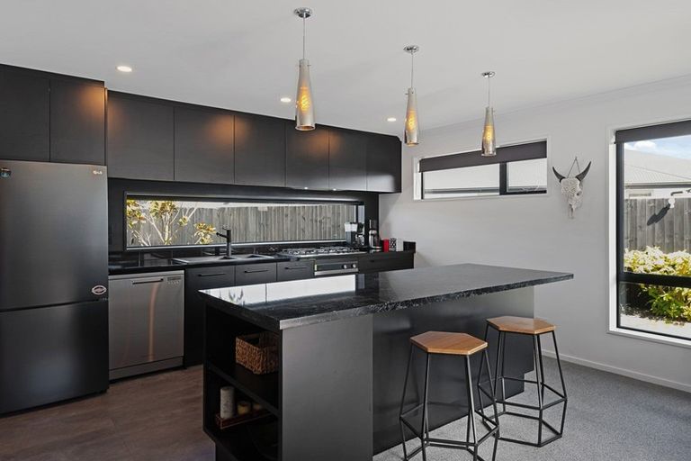 Photo of property in 11 Donne Street, Marshland, Christchurch, 8083