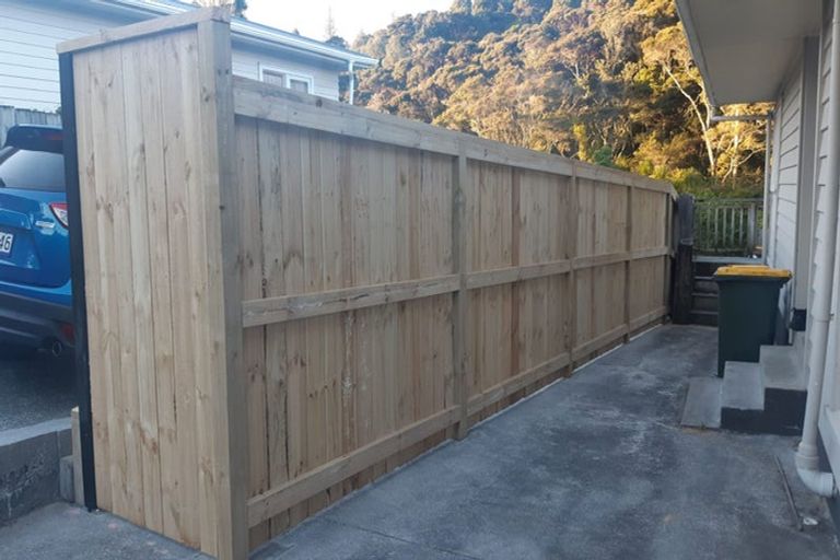 Photo of property in 74 Eskdale Road, Birkdale, Auckland, 0626