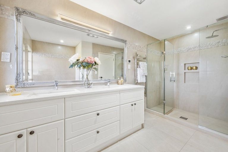 Photo of property in 38 Venus Place, Half Moon Bay, Auckland, 2012