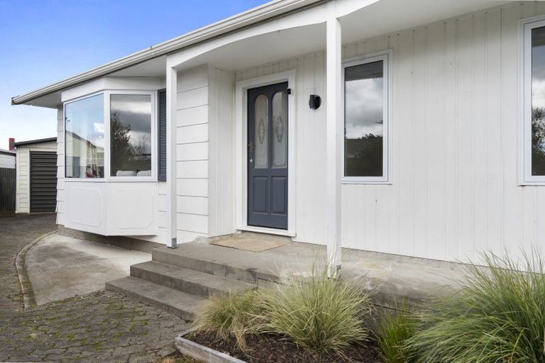 Photo of property in 10 Mansell Crescent, Bulls, 4818