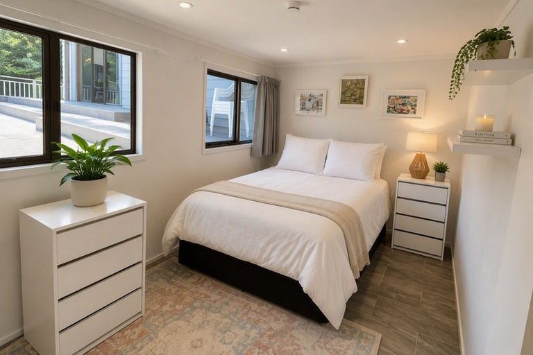 Photo of property in 76 Dowse Drive, Maungaraki, Lower Hutt, 5010