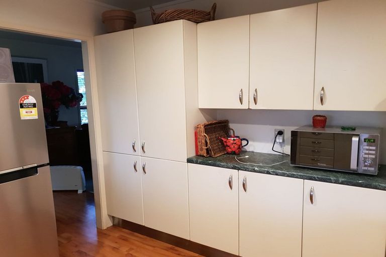 Photo of property in 2 Reseda Place, Papatoetoe, Auckland, 2025