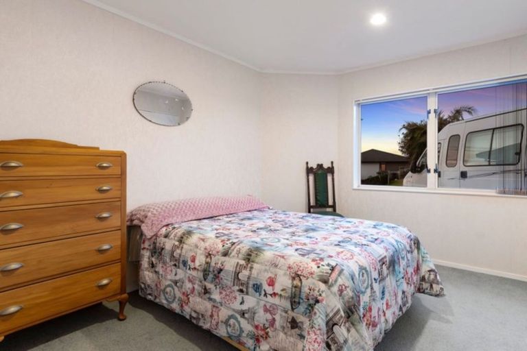 Photo of property in 16 Astor Place, Welcome Bay, Tauranga, 3112