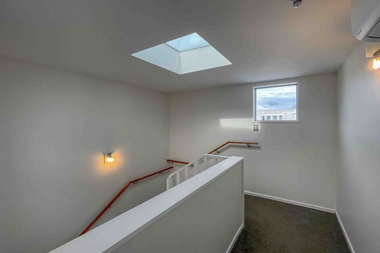 Photo of property in 88 Brockworth Place, Riccarton, Christchurch, 8011