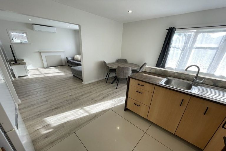 Photo of property in 29 Burden Avenue, Wainuiomata, Lower Hutt, 5014