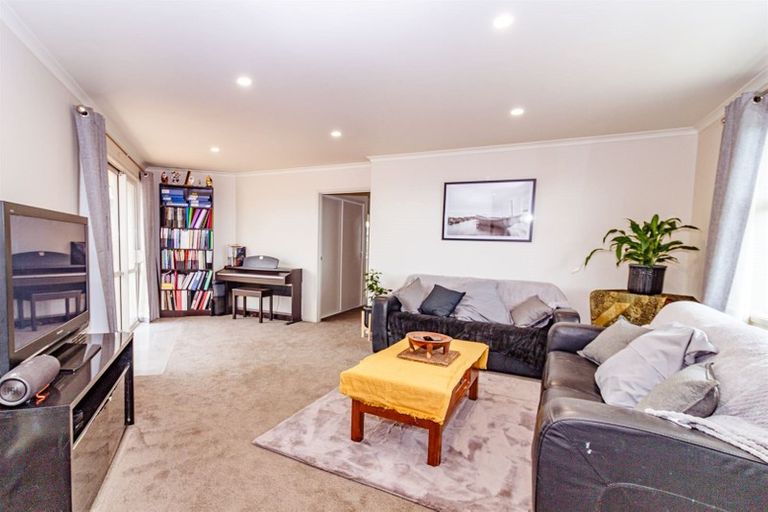 Photo of property in 98 Matai Street, Castlecliff, Whanganui, 4501