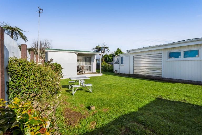 Photo of property in 5815 South Road, Rahotu, Opunake, 4684