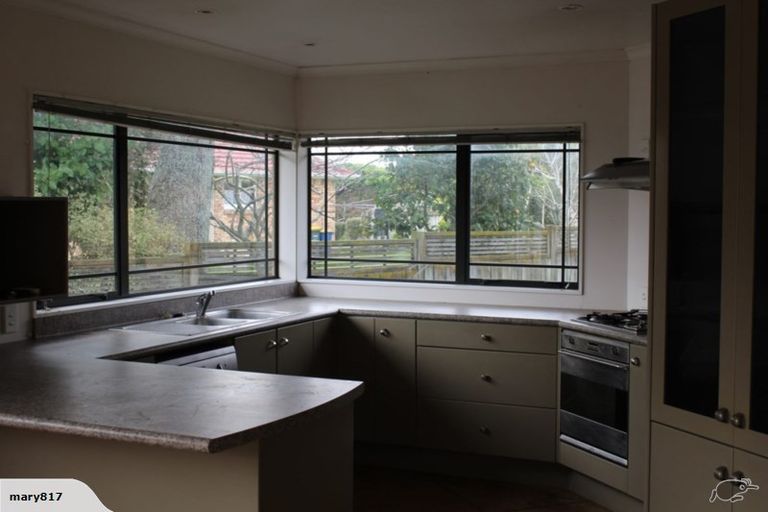 Photo of property in 34a Amberley Avenue, Te Atatu South, Auckland, 0610