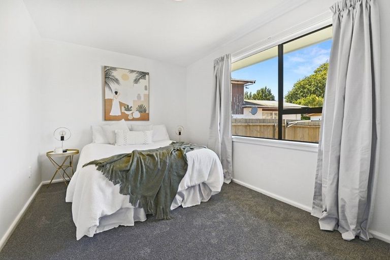 Photo of property in 1/279 Main South Road, Hornby, Christchurch, 8042