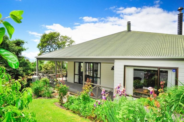 Photo of property in 125 Main Road, Governors Bay, Lyttelton, 8971