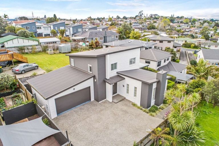 Photo of property in 20a Elliot Street, Howick, Auckland, 2014