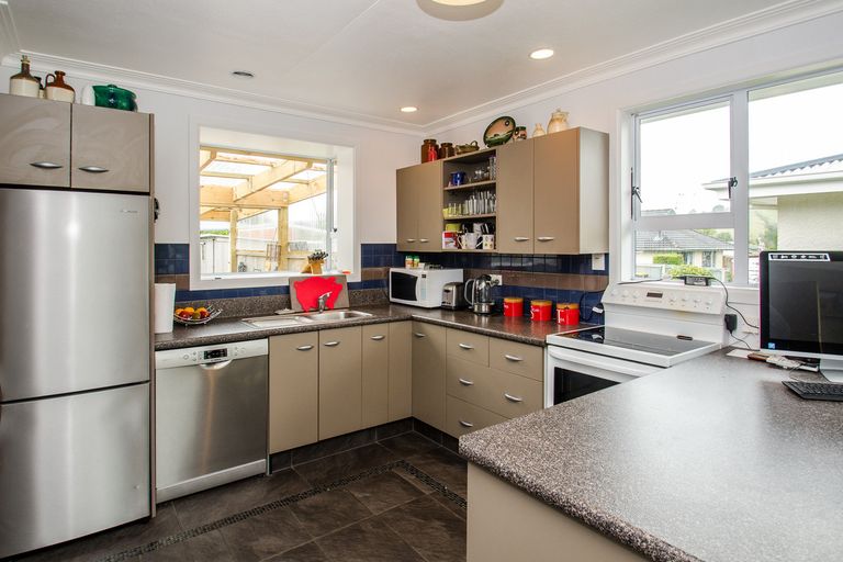 Photo of property in 12 Lambert Street, Abbotsford, Dunedin, 9018