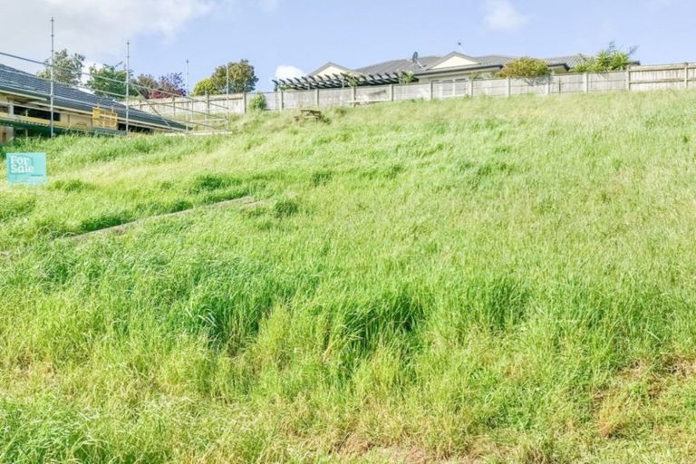 Photo of property in 22 La Lena Grove, Fitzherbert, Palmerston North, 4410