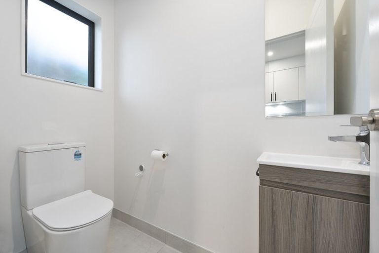 Photo of property in 2/46 Te Kanawa Crescent, Henderson, Auckland, 0610