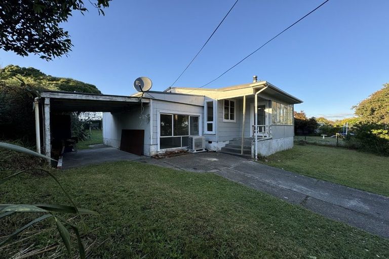 Photo of property in 8 Mahoe Street, Otaki Beach, Otaki, 5512